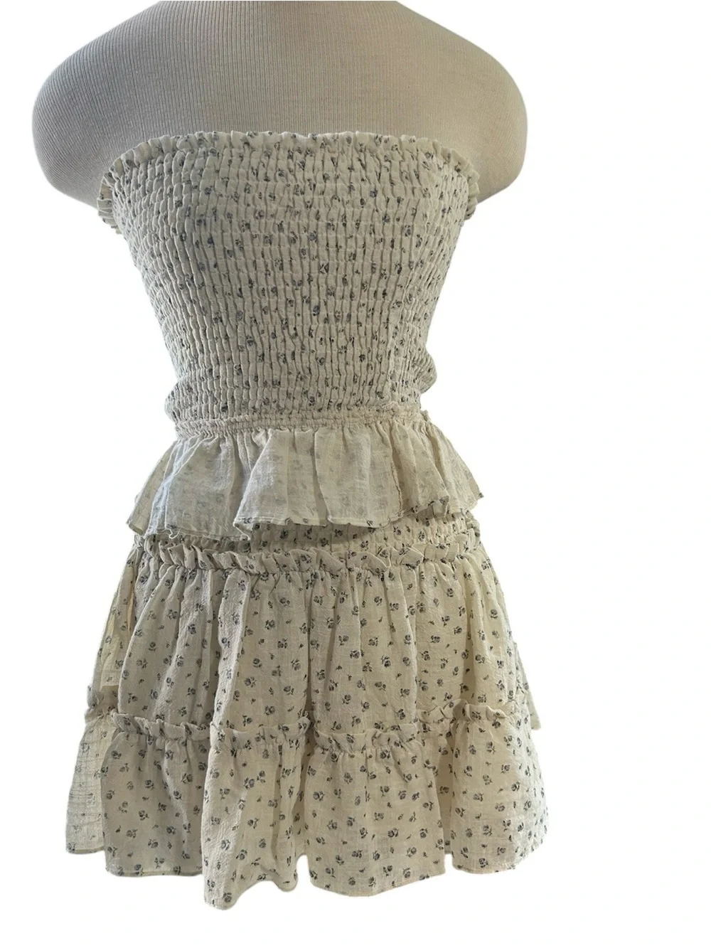 OLIVACEOUS Floral Smocked Two Piece Set Cottagecore Coquette Size Small